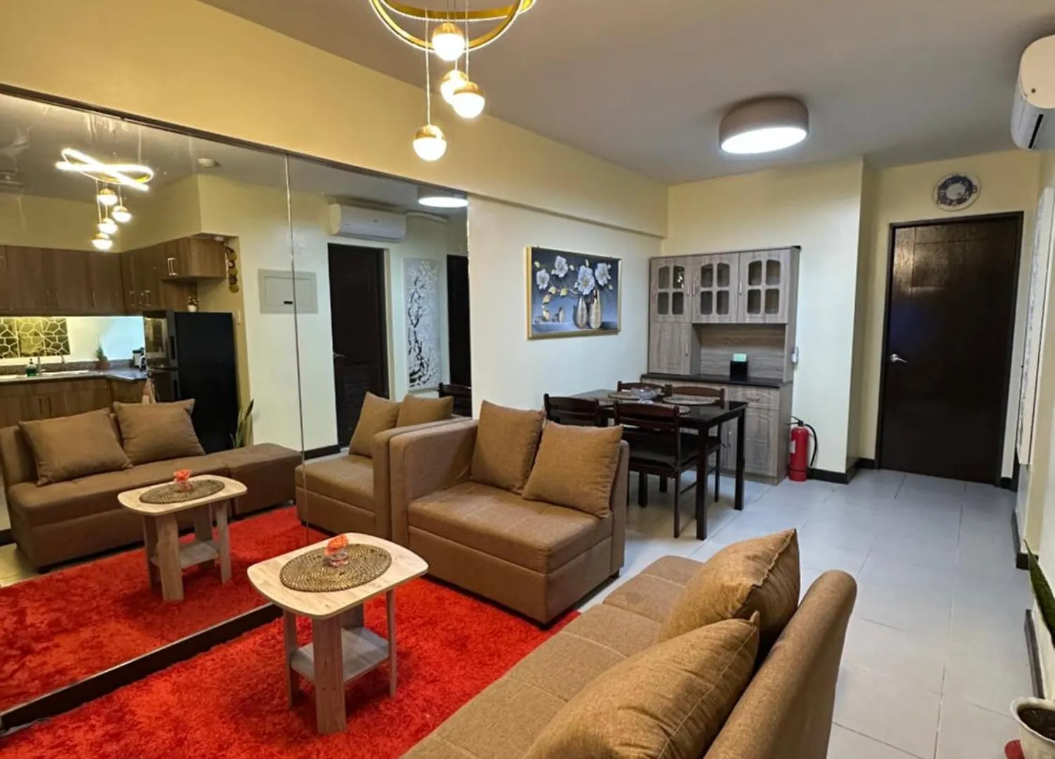 Spring Summerlove Apartment Manila