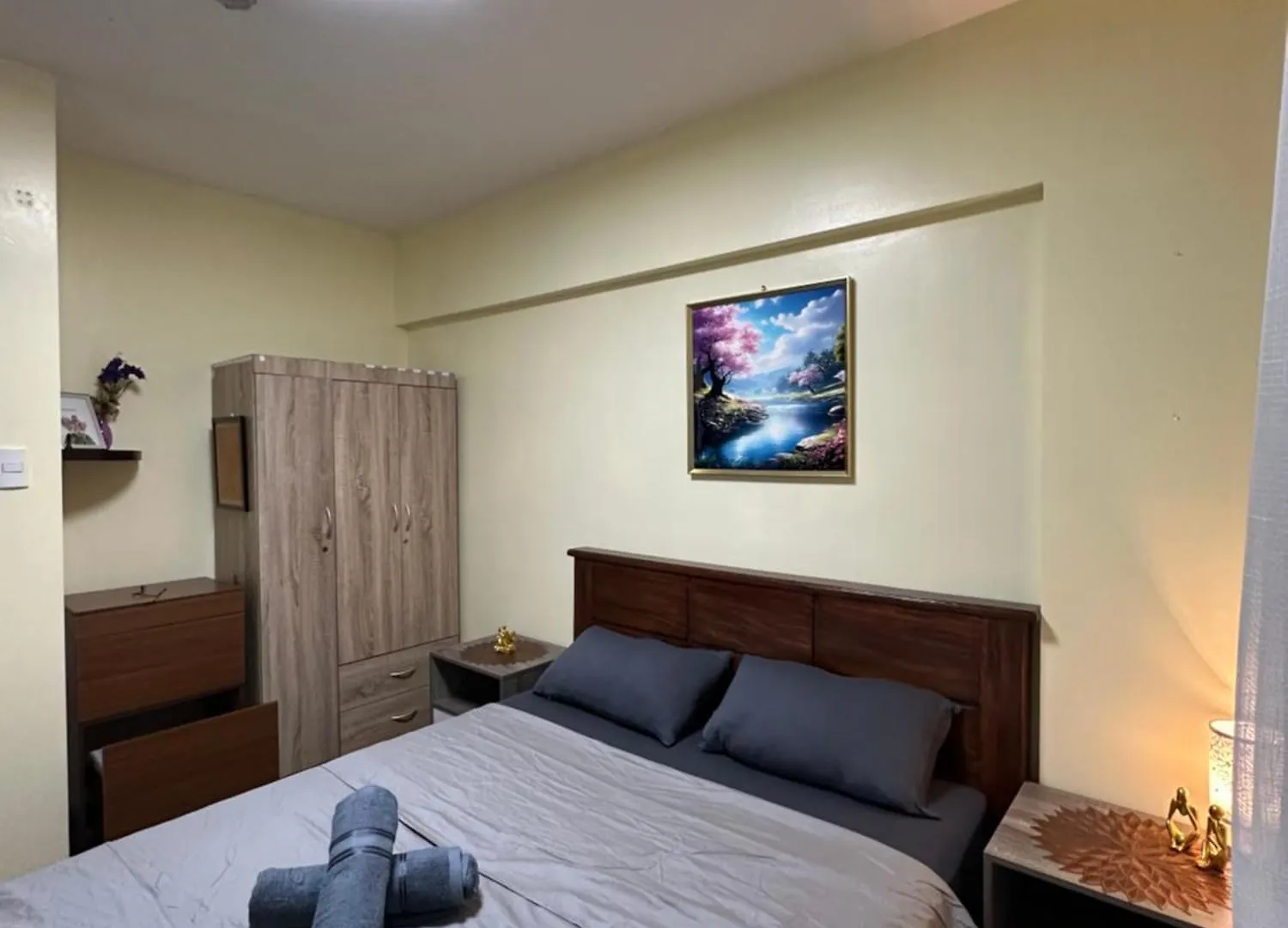 Spring Summerlove Apartment Manila